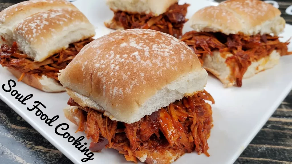 Pulled Chicken Sliders