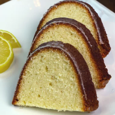 7Up pound cake