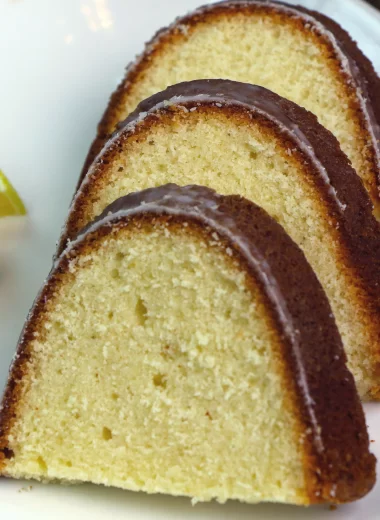 7Up pound cake