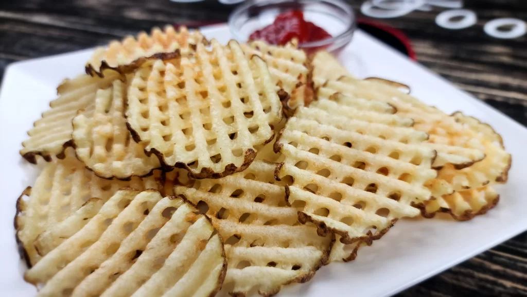 Waffle Fries Recipe - How to Make Waffle Fries - Soul Food Cooking