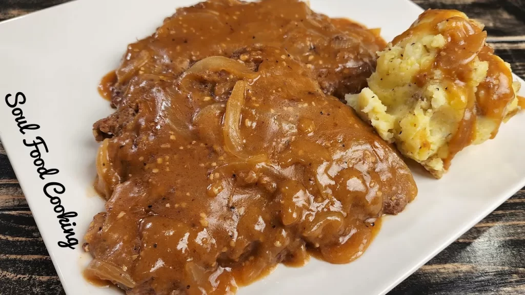 Cubed Steak and Mashed Potatoes