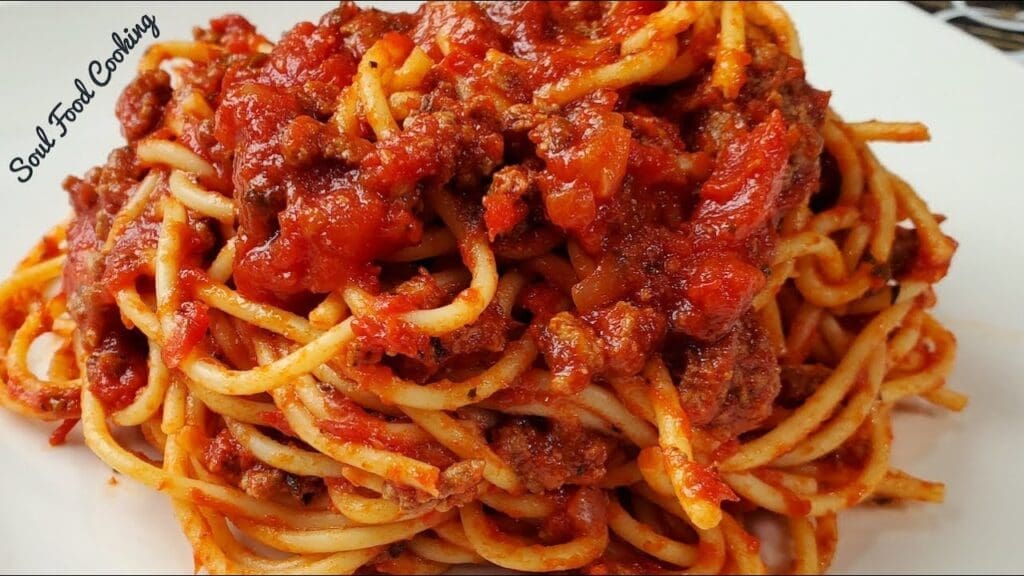 Spaghetti and meat sauce