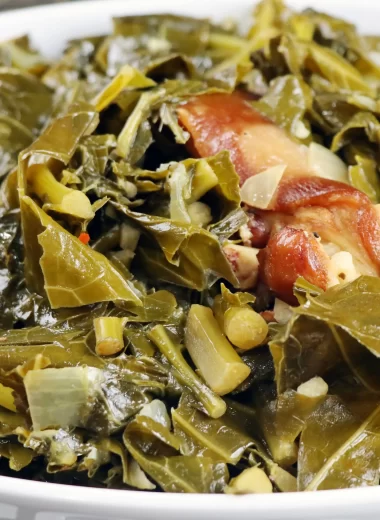 Collard Greens with Ham hocks