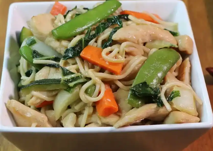 Chicken Chow Mein Chinese Chicken dish