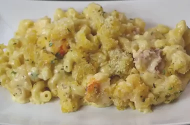 lobster mac and cheese