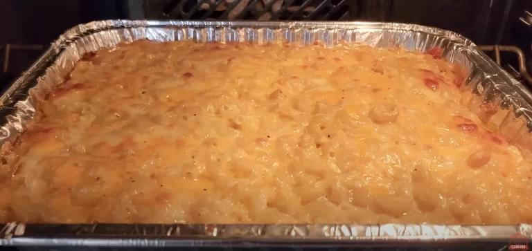 Baked mac and cheese in the oven